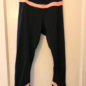 Lulu lemon running leggings.